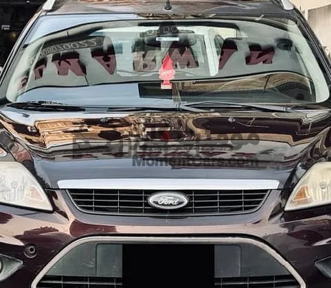 فورد فوكس 2009 ستيشن اتوماتيك فتحة سقف