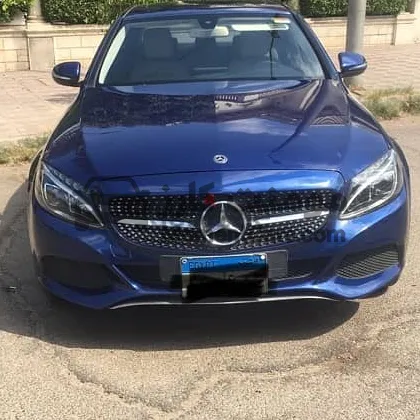 مرسيدس بنز C180 موديل 2018 للبيع عداد 190 ألف كم