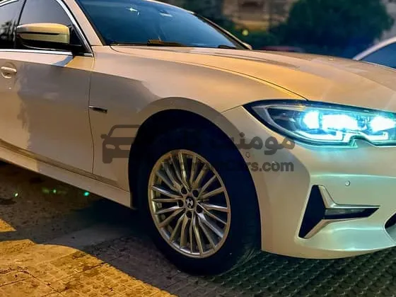 بي ام دبليو 320i G20 موديل 2020 فابريكة للبيع