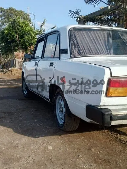 لادا 2105 موديل 1995 غاز وبنزين للبيع
