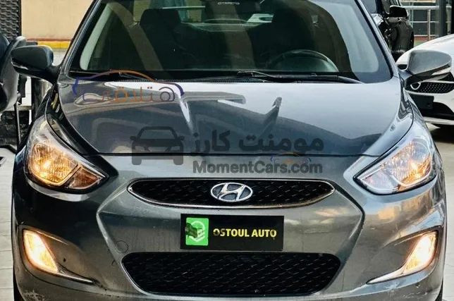 هيونداي اكسنت RB 2021 اعلى فئة فتحة سقف