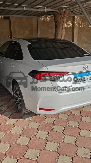 تويوتا كورولا 2025 الفئة الخامسة سيدان أوتوماتيك للبيع