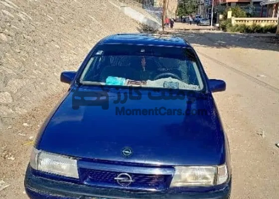 أوبل فيكترا 1995 اتوماتيك فتحة سقف وجنوط للبيع