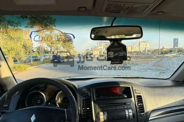 باجيرو 2010 ديزل أتوماتيك للبيع