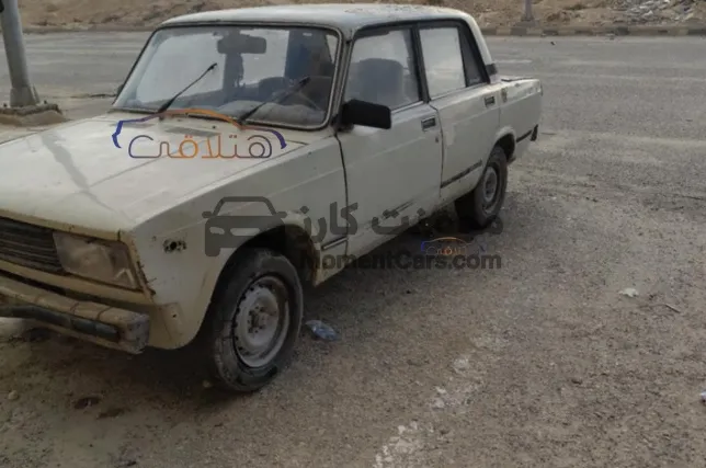 لادا 2105 موديل 1994 مانيوال للبيع