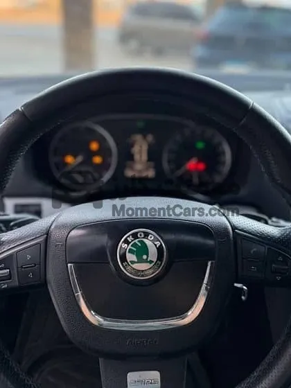 سكودا فانتازيا 2010 سيدان 2000 سي سي اوتوماتيك للبيع