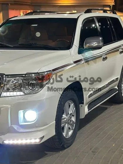 تويوتا لاند كروزر 2013 كاملة للبيع