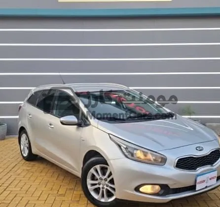 كيا سيد 2016 اتوماتيك 140 ألف كم للبيع