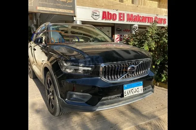 فولفو XC 40 2021 للبيع اتوماتيك