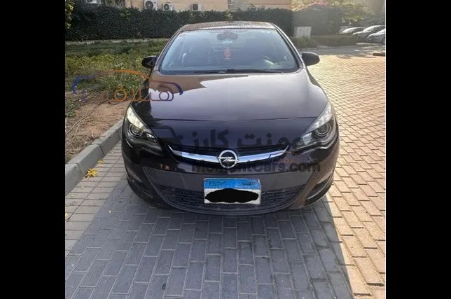 اوبل أسترا 2016 Enjoy Plus اتوماتيك بحالة ممتازة