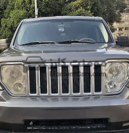 جيب جراند شيروكي 2010 أعلى فئة 3700cc للبيع