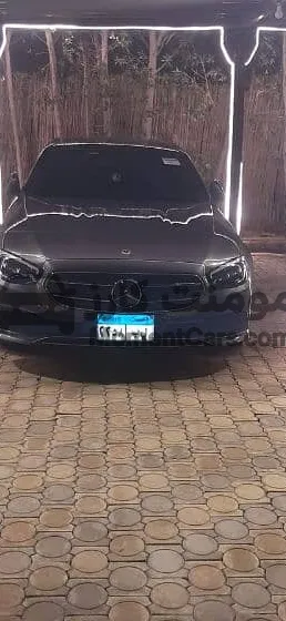 مرسيدس E200 موديل 2021 للبيع 90 ألف كم