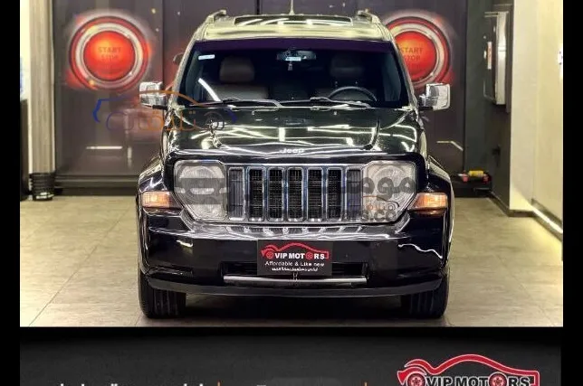 جيب شيروكي 2012 اتوماتيك للبيع - 149 ألف كم