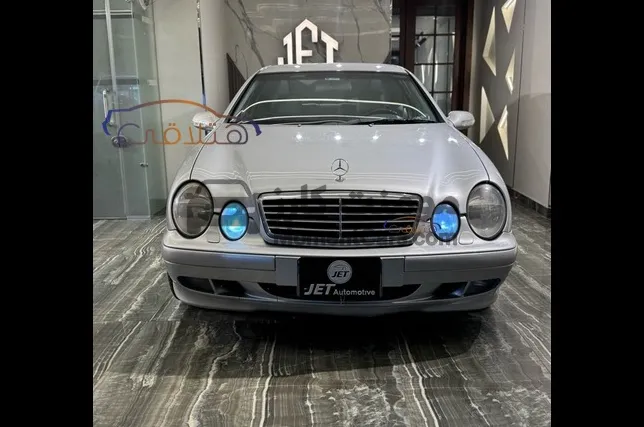 مرسيدس E 200 موديل 2000 أتوماتيك للبيع