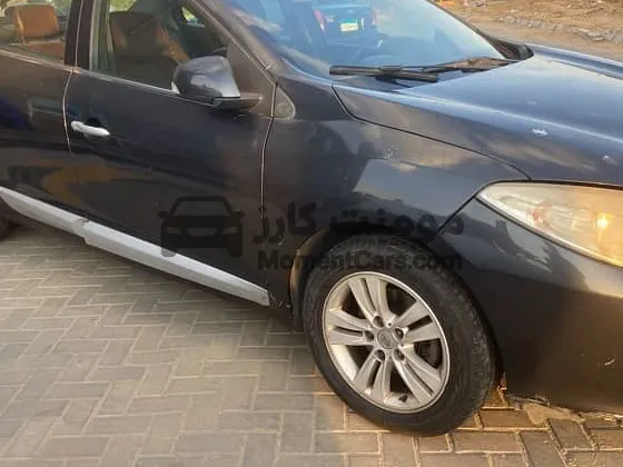 رينو فلوينس 2012 أوتوماتيك، مصروف عليها كتير للبيع