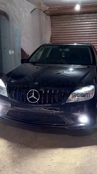 مرسيدس C180 2011 كيت AMG كاملة للبيع