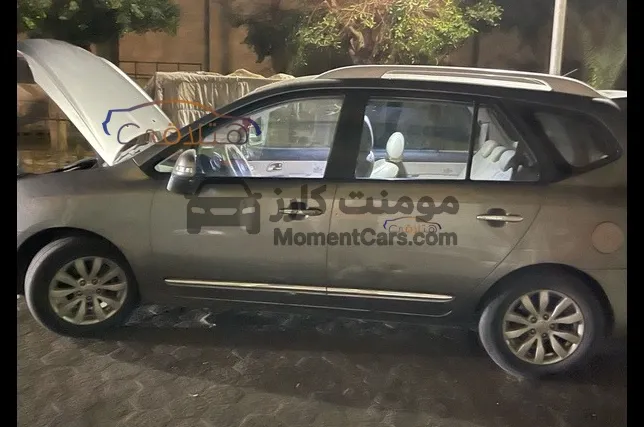 كيا كارينز 2011 اتوماتيك