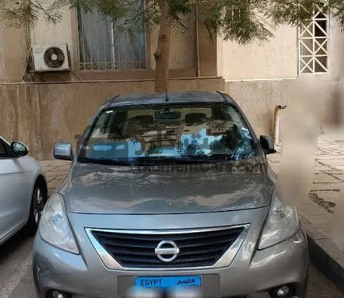 نيسان صني 2015 اتوماتيك - فابريكة دواخل - رخصة سارية