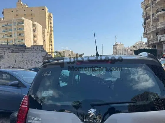 بيجو 5008 موديل 2017 سبعة راكب اتوماتيك للبيع