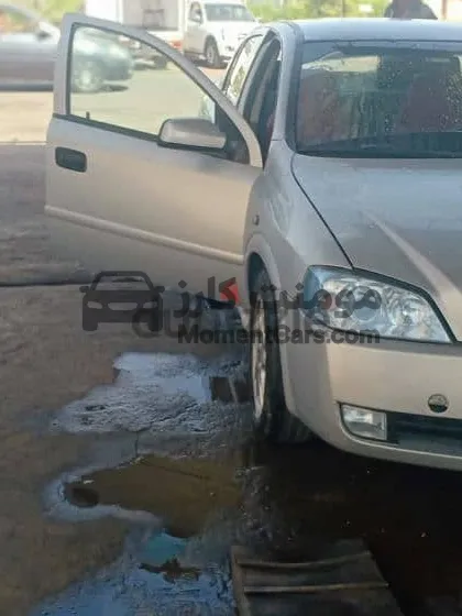 أوبل أسترا 2004 أوتوماتيك دواخل فابريكة للبيع