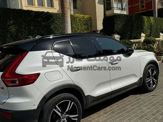 فولفو XC40 موديل 2021 مستعملة للبيع بحالة ممتازة