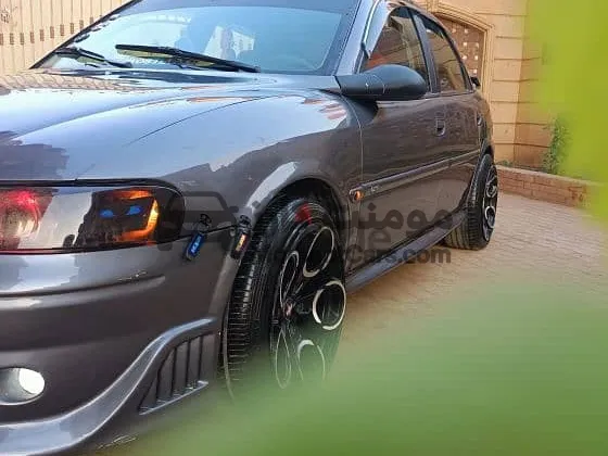 أوبل فيكترا 2001 أوتوماتيك كاملة بحالة ممتازة للبيع