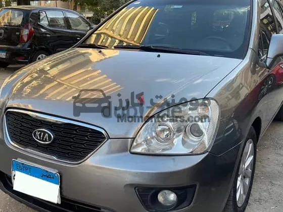 كيا كارينز 2011 كاملة اتوماتيك