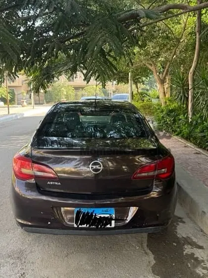 اوبل استرا 2016 انچوي بلس اول مالك للبيع