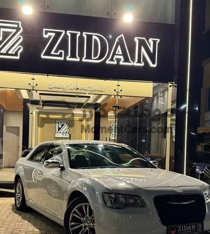 كرايسلر 300 موديل 2018 للبيع 120 ألف كم