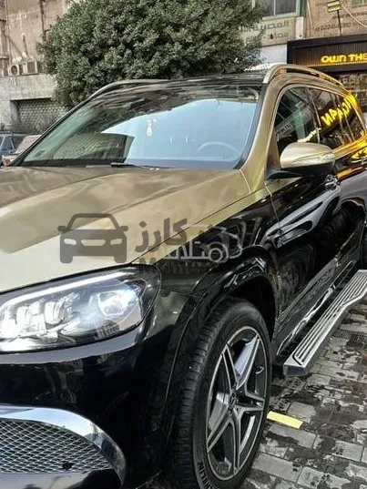 مرسيدس GLS 580 موديل 2024 كسر زيرو للبيع