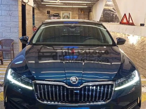 سكودا سوبيرب 2023 أعلى فئة للبيع | 48 ألف كم فابريكة بالكامل