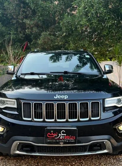 جيب جراند شيروكي ليميتد 2018 اتوماتيك 5700 سي سي