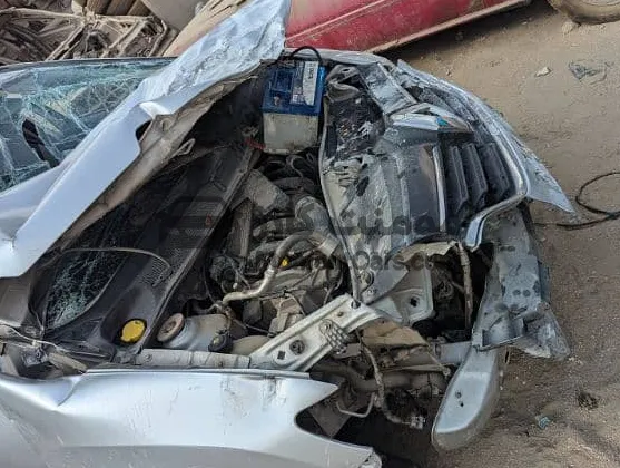 رينو لوجان 2019 اوتوماتيك للبيع بحالة حادث