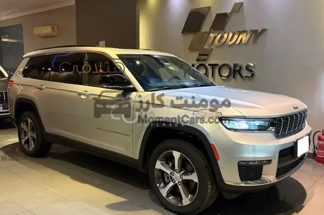 جيب جراند شيروكي 2018 5.7 V8 بحالة المصنع