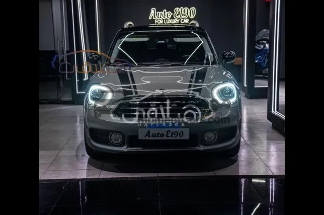 ميني كانتري مان 2025 أتوماتيك للبيع