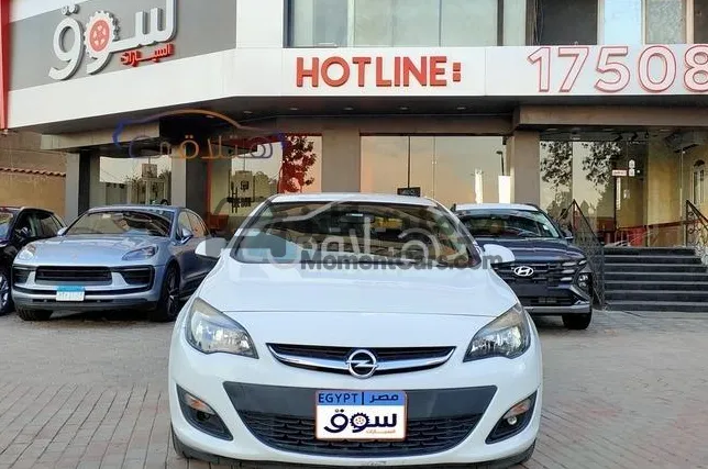 أوبل أسترا 2016 أتوماتيك 190 ألف كم