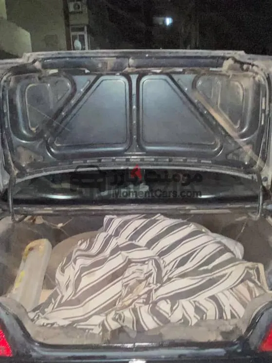 بيجو 405 موديل 1996 مانيوال 2000 سي سي للبيع