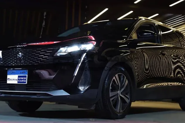 بيجو 5008 موديل 2022 فئة Allure Plus مستعملة للبيع بحالة الفابريكا