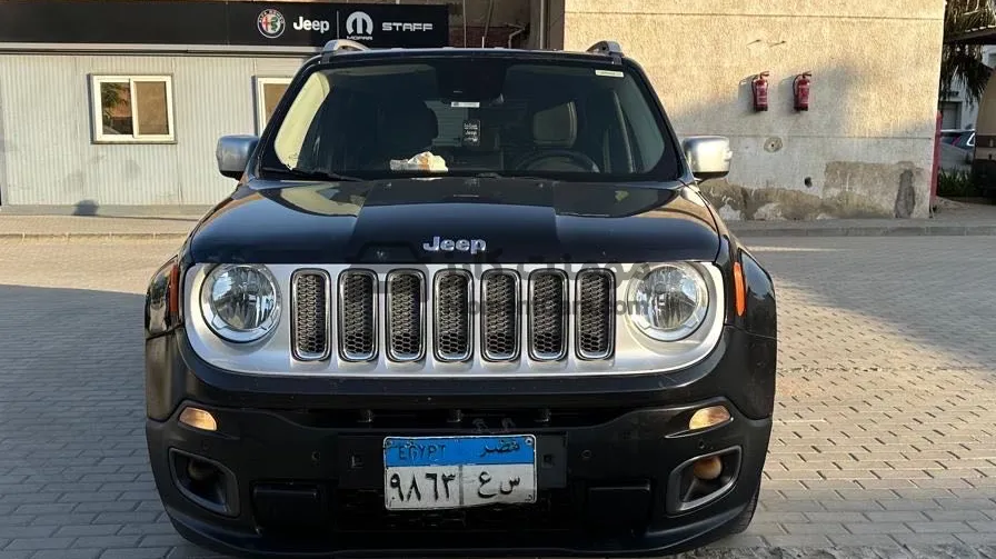 جيب رينيجيد 2017 الفئة الثانية للبيع