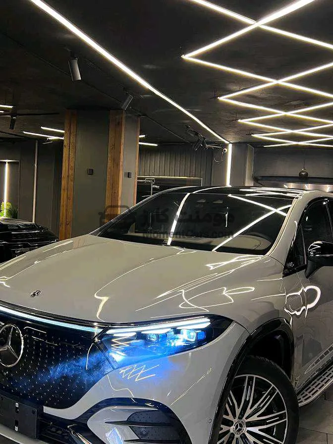 مرسيدس EQS SUV 2023 زيرو 7 راكب وكيل