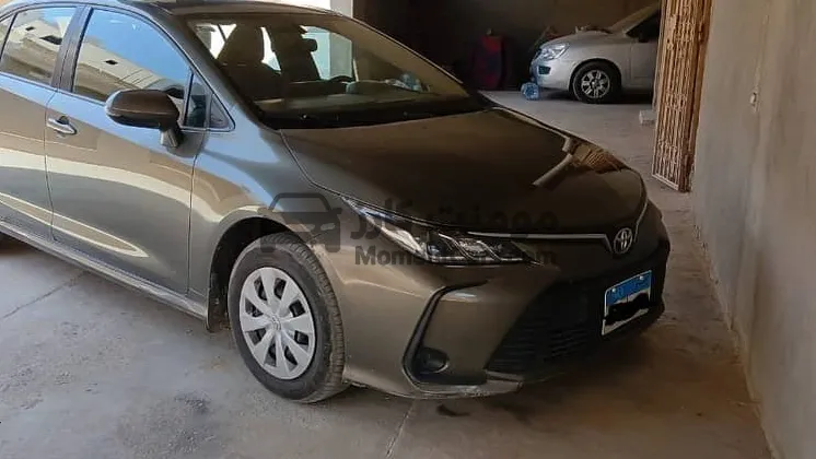 تويوتا كورولا 2021 فابريكة مالك أول للبيع