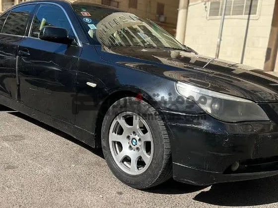 بي ام دبليو 523 موديل 2006 سيدان أوتوماتيك بحالة ممتازة
