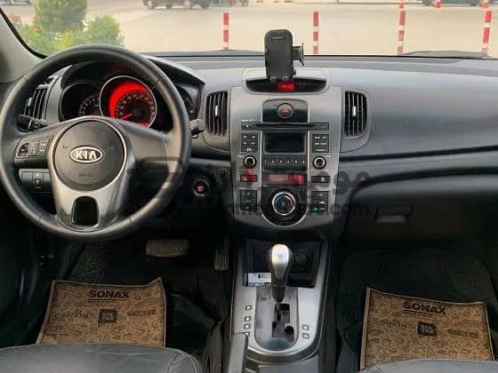 كيا سيراتو 2010 أعلى فئة بصمة للبيع