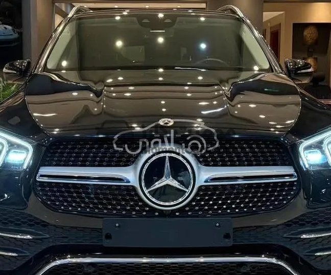 مرسيدس جي ال اي 450 موديل 2023 للبيع