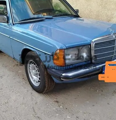 مرسيدس بنز 200 موديل 1982 للبيع في القاهرة | حالة ممتازة وناقل حركة يدوي