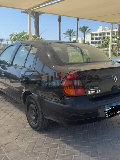 رينو كليو 2003 سيدان مانيوال للبيع، فابريكة بالكامل ورخصة 3 سنين