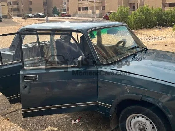 لادا 2107 2004 فابريكة دواخل رشة برة للبيع