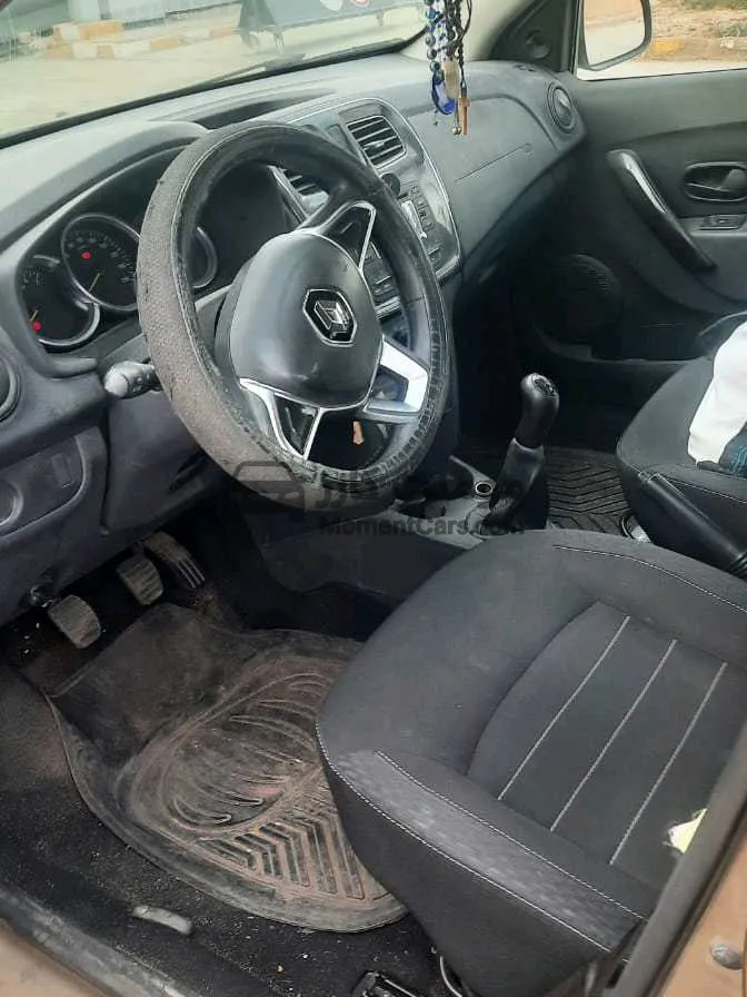 رينو لوجان 2021 مانيوال 1600 سي سي