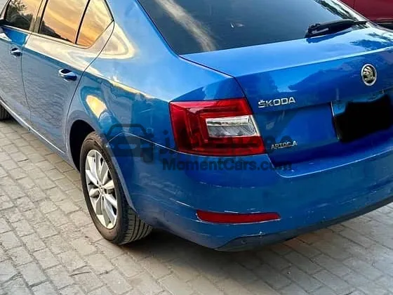 سكودا أوكتافيا 2015 A7 فبريكة اتوماتيك للبيع