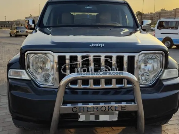 جيب شيروكي 2012 ديزل أتوماتيك للبيع
